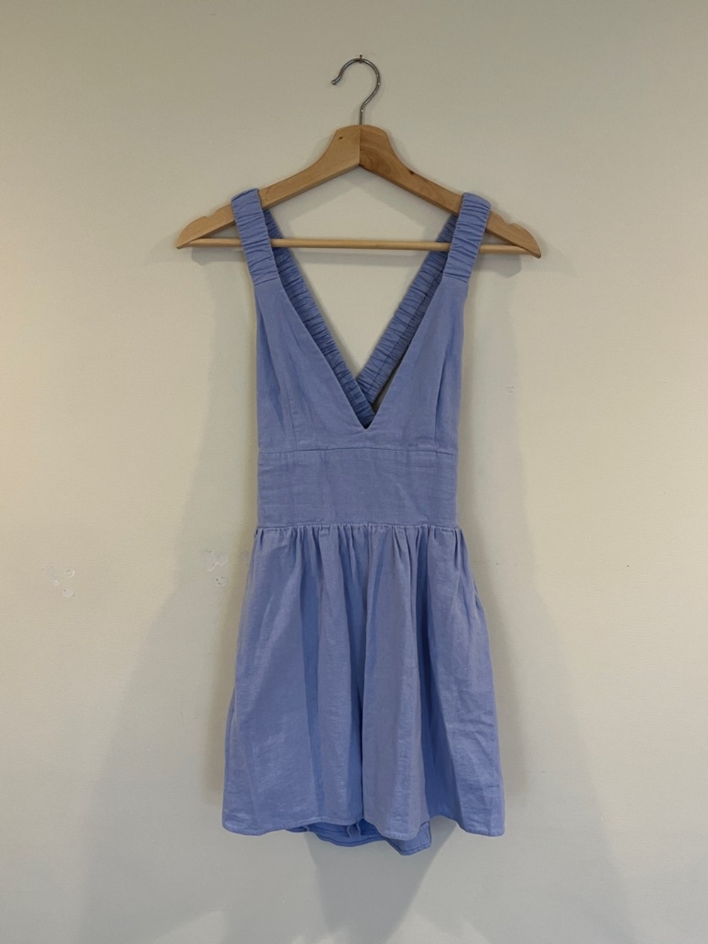 Abercrombie & Fitch Baby Blue V-Neck Mini Romper Size SP